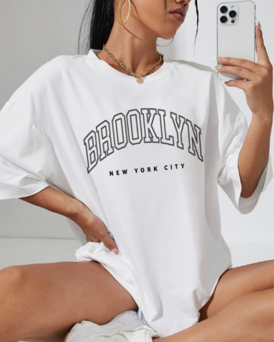 Brooklyn - Oversized White T-shirt