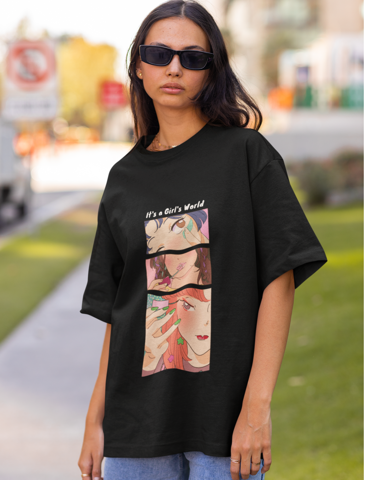 Its a girl World - Oversized Black T-shirt